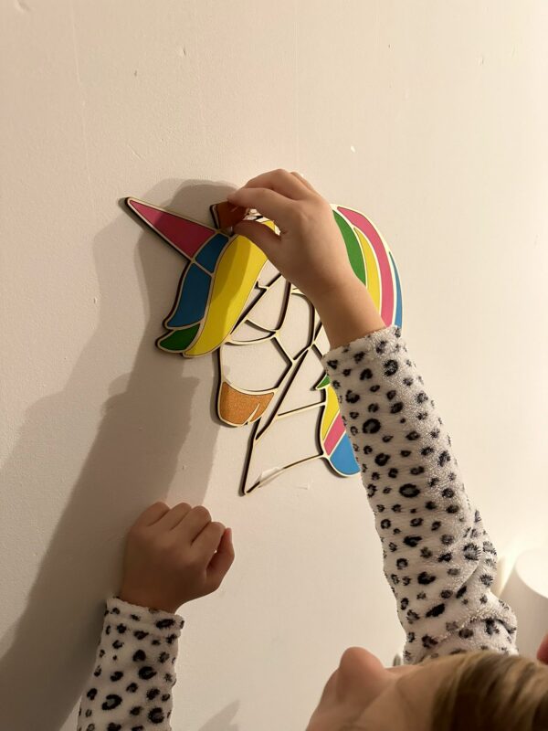 Tableau de Licorne géométrique en bois - Concept de puzzle mural DIY – Image 3